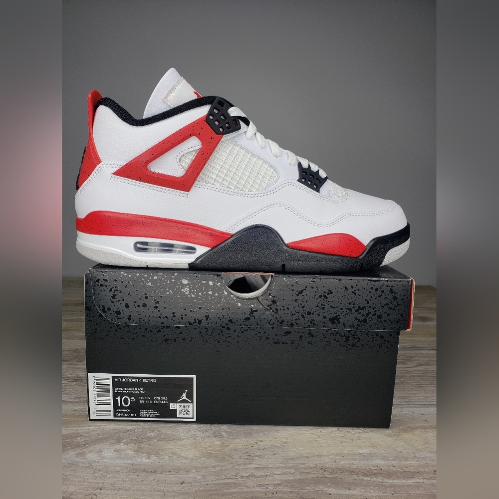 Brand New Jordan 4 Retro White Fire Red Black